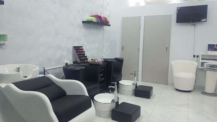 Dazzle Beauty AED11